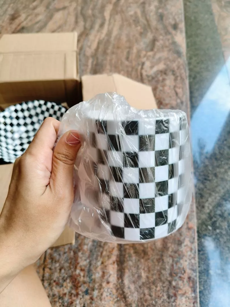 Mug Kopi Pola Chess Kotak (2)