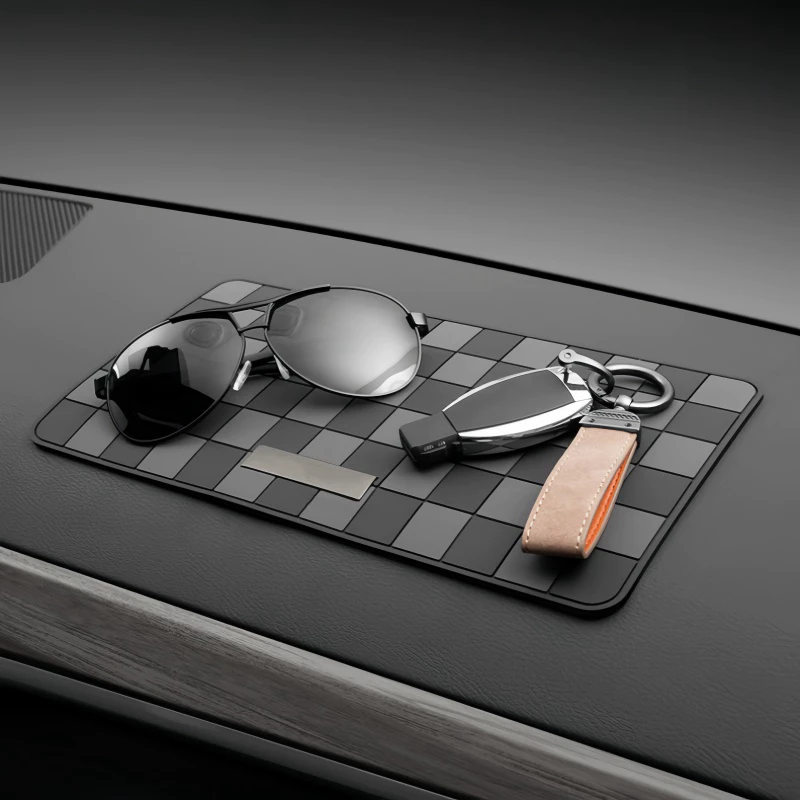 Sticky Pad Dashboard Mobil Anti Slip Corak Grid (2)